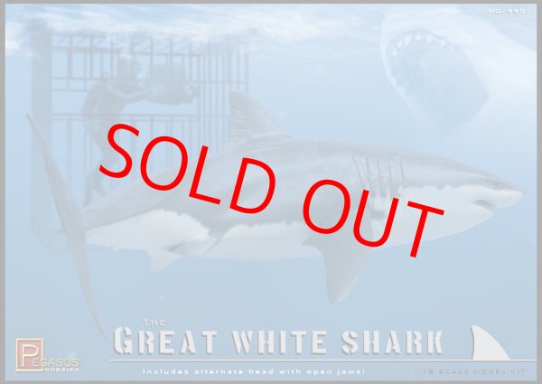 画像1: 1/18 GREAT WHITE SHARK WITH DIVER & DIVING CAGE