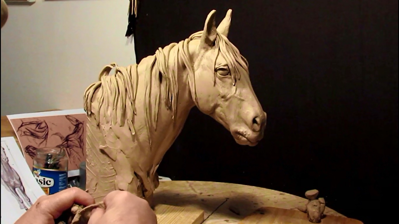 画像3: Creating a Horses Head in Clay
